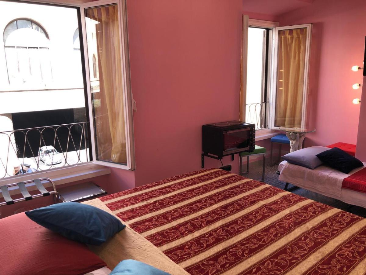 S.P.T. Bed & Breakfast Рим Екстериор снимка